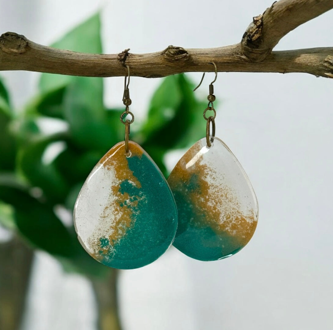 Teal Beige Blend Drop Oval