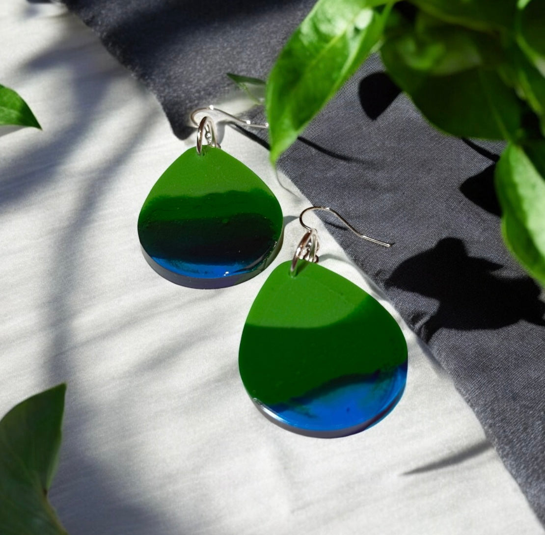 Blue Green Drop Oval