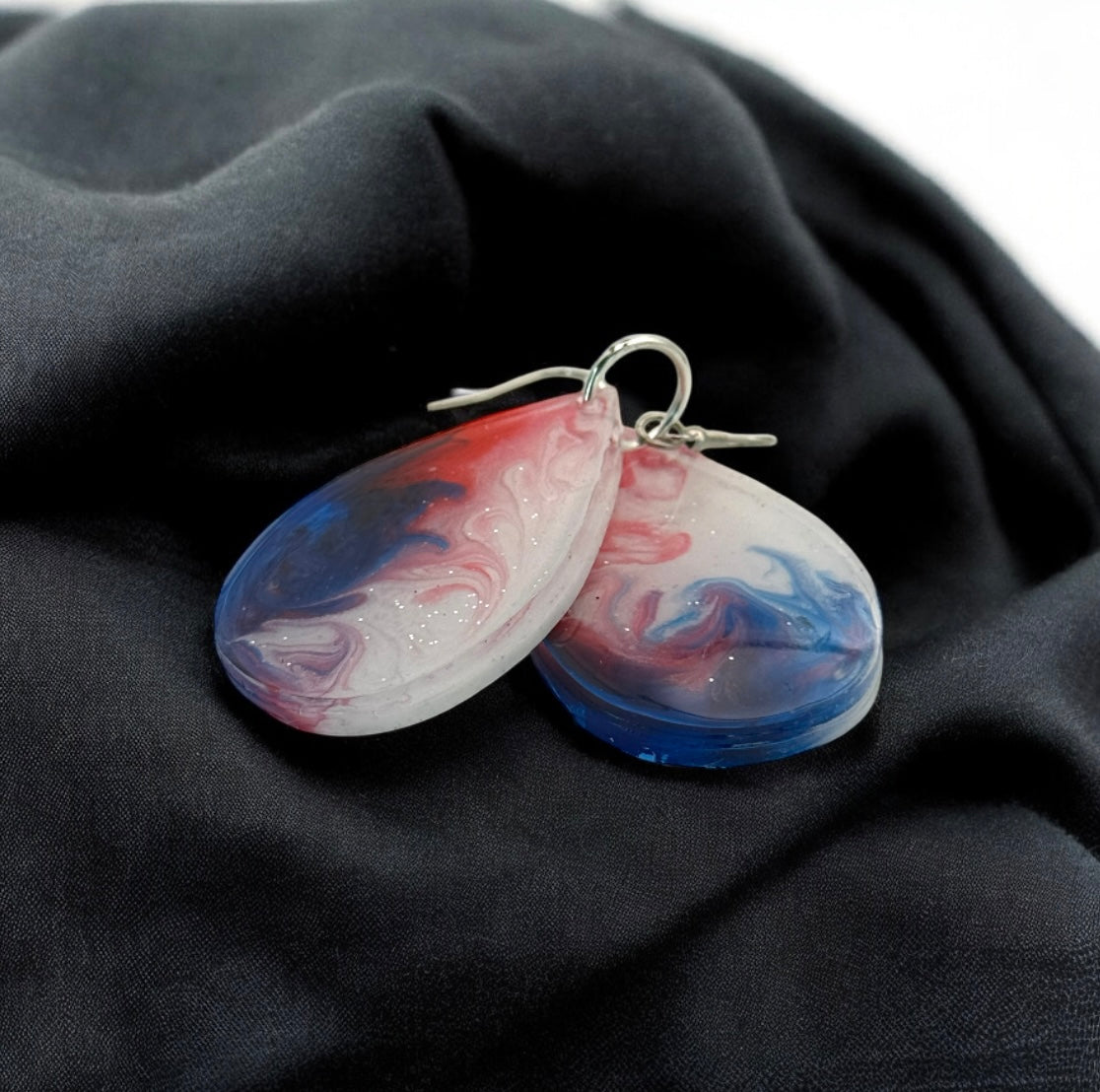 Red White Blue Blend Drop Oval