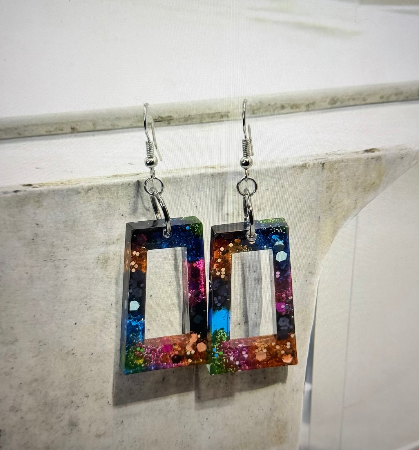 Rainbow Black Open Rectangle