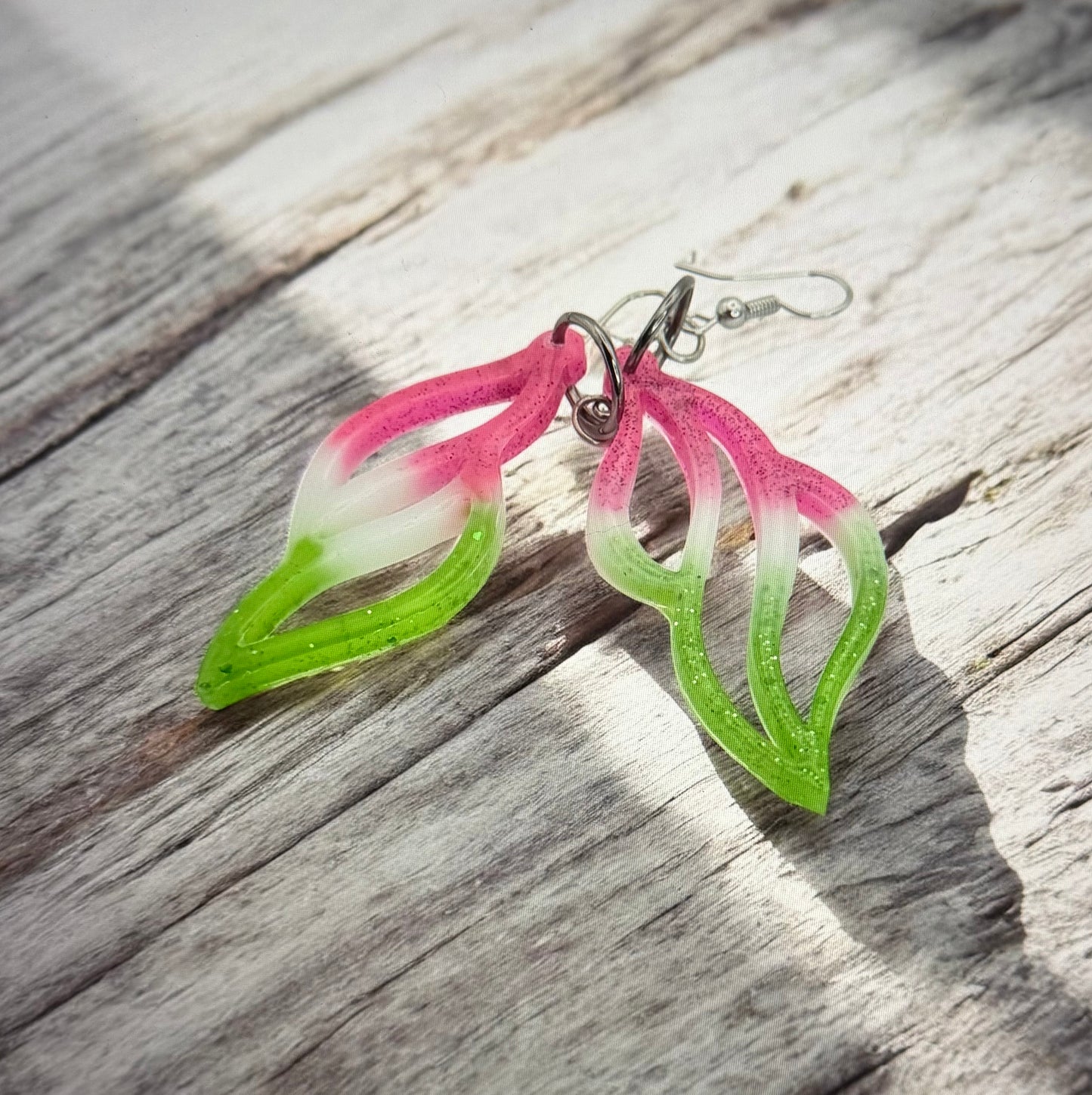 Pink White Green Curl