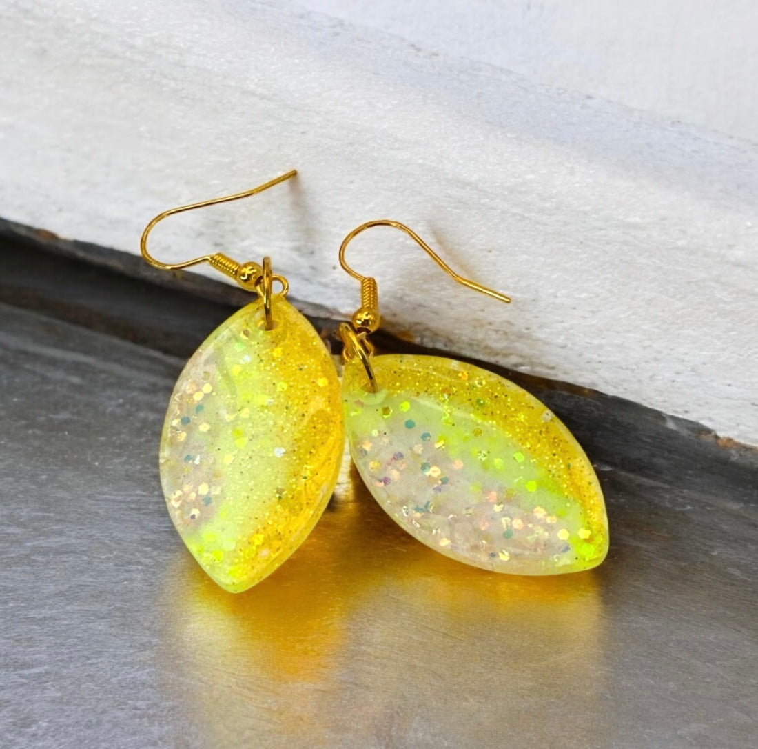 Light Yellow Sparkle Blend Mandorla