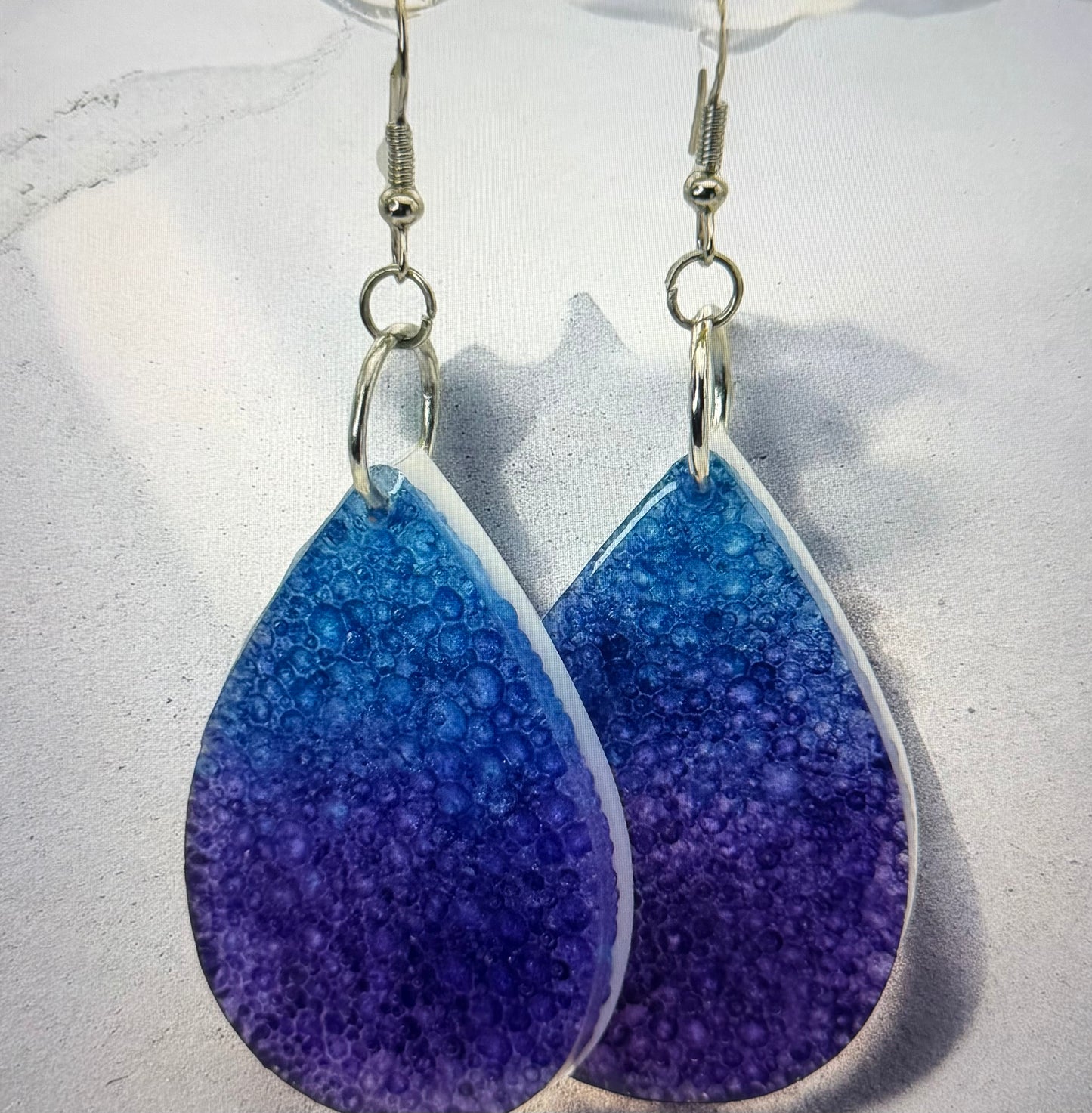 Blue Purple Two-Toned Bubble Drop