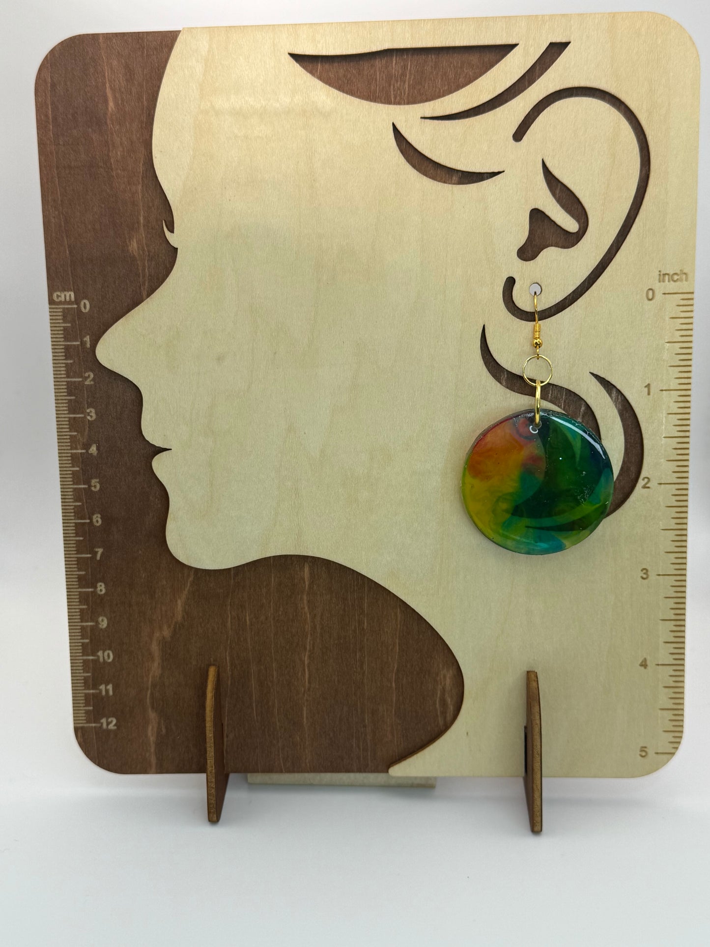 Watercolor Rainbow Round