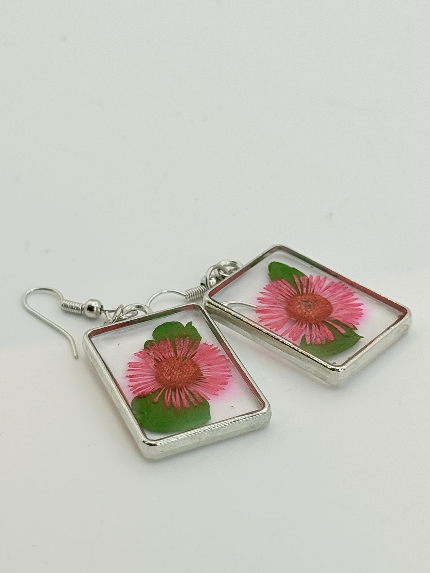 Open Bezel Dried Flowers